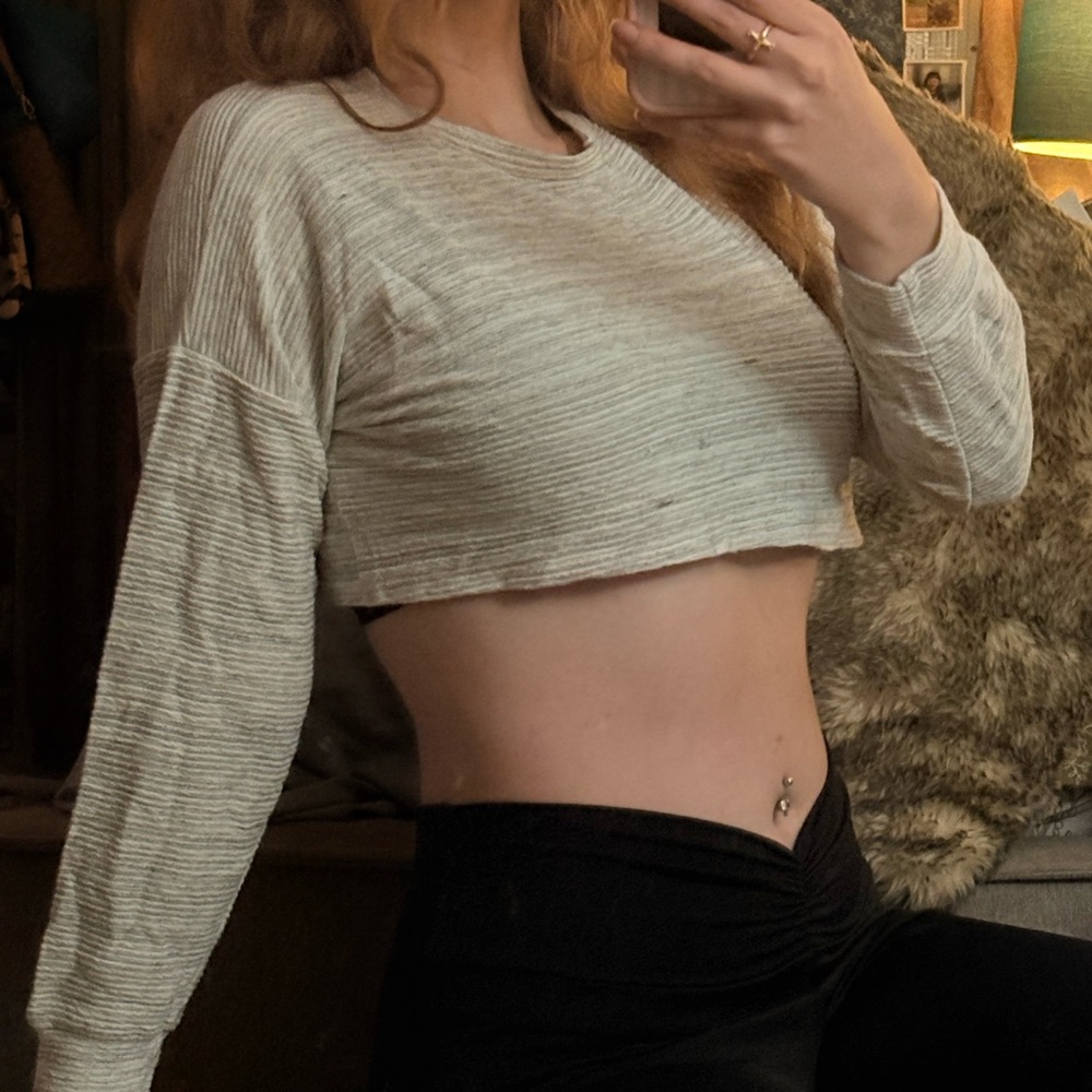 Women's Long Sleeve Crop Top